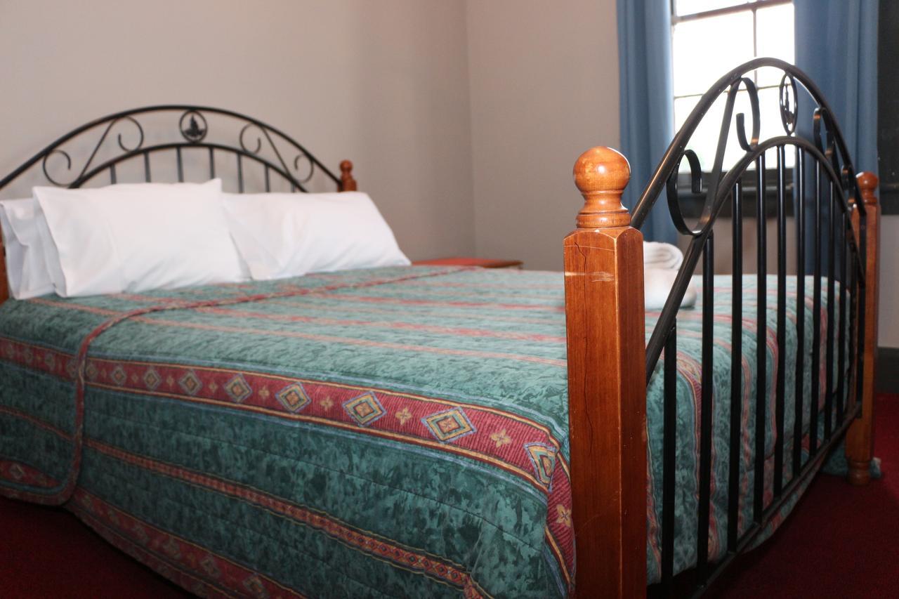Bayview Hotel - Batemans Bay Bagian luar foto